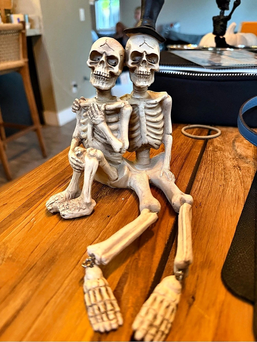Skeleton Couple Decor Sculpture